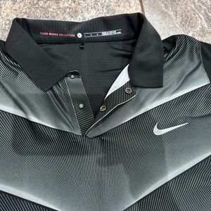 Tiger Woods Nike golf Polo LARGE
